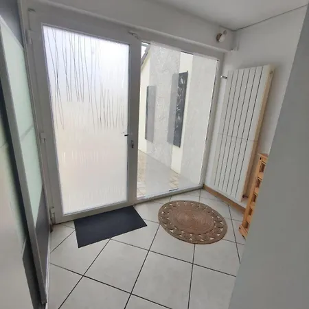 Family For 6 People, 3 Bedrooms, Fenced Garden *