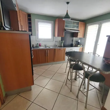 Family For 6 People, 3 Bedrooms, Fenced Garden * Marck