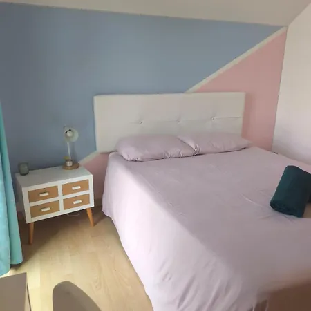 Villa Family For 6 People, 3 Bedrooms, Fenced Garden