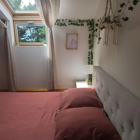 Villa Family For 6 People, 3 Bedrooms, Fenced Garden