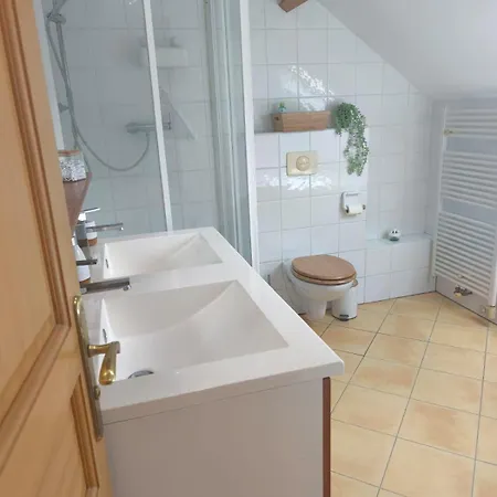 Family For 6 People, 3 Bedrooms, Fenced Garden * Marck