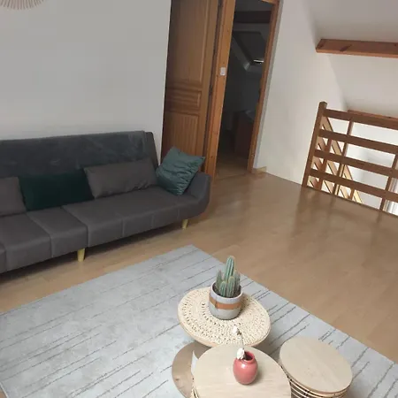 Family For 6 People, 3 Bedrooms, Fenced Garden فيلة Marck